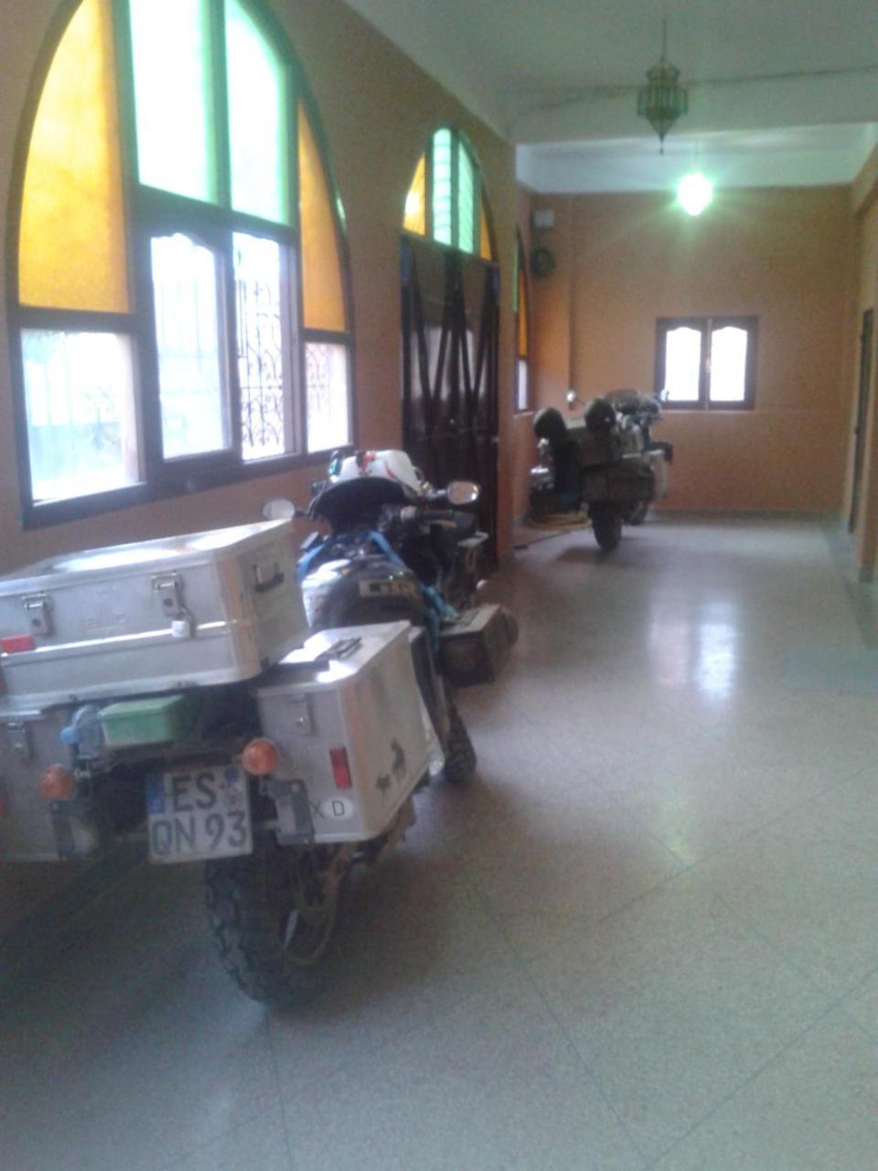 Hotel Almanader Boumalne Dades ภายนอก รูปภาพ